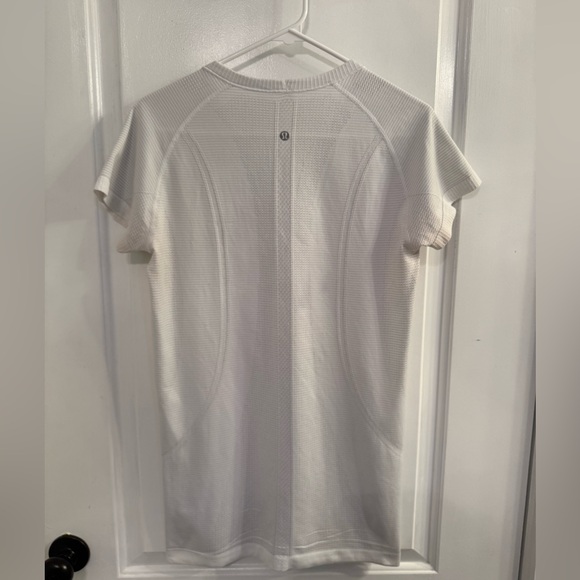 Lululemon Swiftly Tech Short Sleeve White - Picture 2 of 13